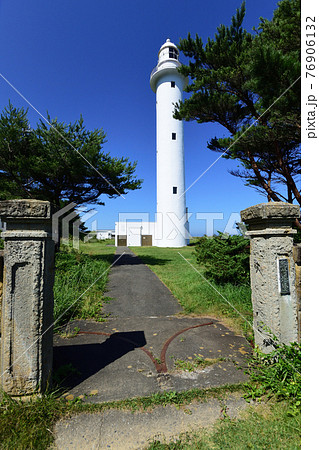 岩手県の重茂半島線、魹ヶ崎の風景 76906132