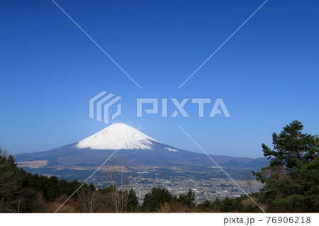 乙女の鐘から見る富士山 乙女の鐘から見る富士山 76906218