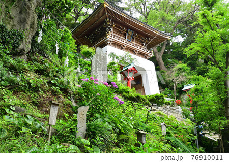 江の島神社山門 江の島神社山門 76910011
