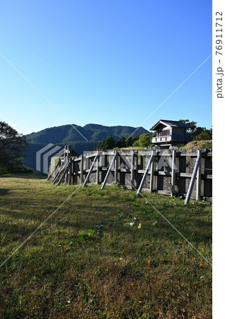 鳥越城中の丸柵列 白山市鳥越 鳥越城中の丸柵列 白山市鳥越 76911712