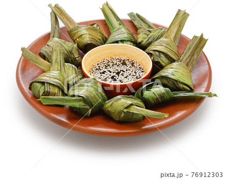 鶏肉のバイトーイ包み揚げ 76912303