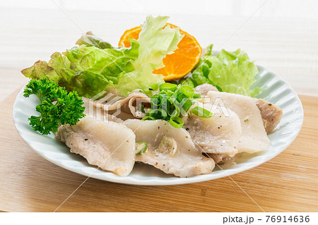 焼いた豚トロ 焼いた豚トロ 76914636