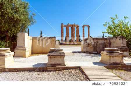Temple of Olympian Zeus, Athens, Greece, Europe Temple of Olympian Zeus, Athens, Greece, Europe 76925024