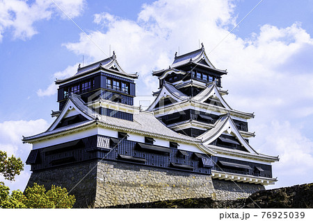 順調に復旧工事が進む熊本城  美しい姿に復活した天守閣（2021年3月22日撮影） 76925039