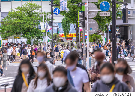 日本の東京都市景観 まん延防止下。まったく効果無し。コロナ禍前と変わらない人出=4月22日 日本の東京都市景観 まん延防止下。まったく効果無し。コロナ禍前と変わらない人出=4月22日 76926422
