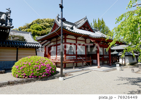 粉河寺　童男堂　和歌山県紀の川市 76926449