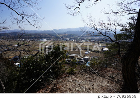 群馬県富岡市 西上州神成山九連峰ハイキングコースにある吾妻山頂 群馬県富岡市 西上州神成山九連峰ハイキングコースにある吾妻山頂 76926959