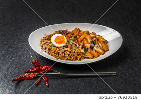 ラトッポギ 韓国グルメ Tteokbokki Korean food ラトッポギ 韓国グルメ Tteokbokki Korean food 76930518