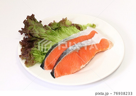 鮭の切り身 鮭の切り身 76938233
