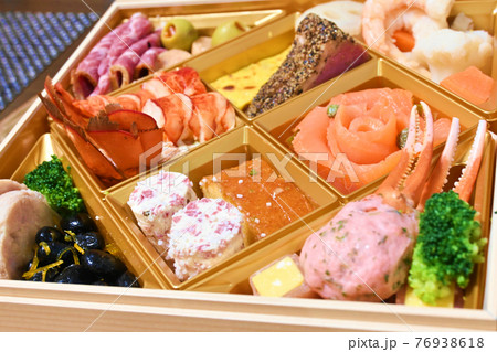 洋風おせち 76938618