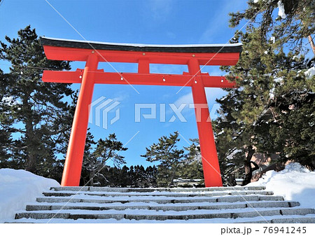 函館護国神社の鳥居 北海道函館市 の写真素材