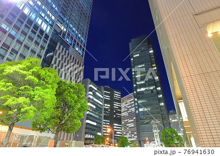【大阪府】大阪 梅田の夜景 梅田DTタワー 【大阪府】大阪 梅田の夜景 梅田DTタワー 76941630
