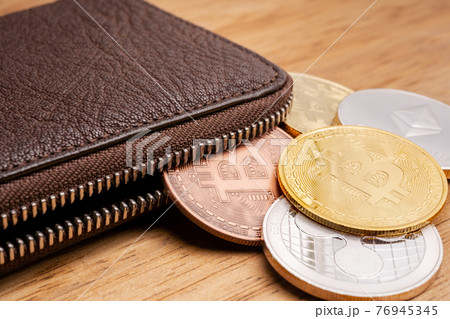 仮想通貨のイメージ 76945345