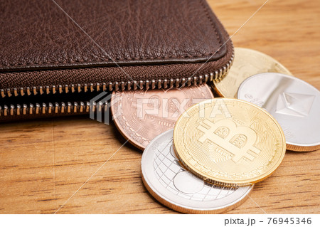 仮想通貨のイメージ 仮想通貨のイメージ 76945346