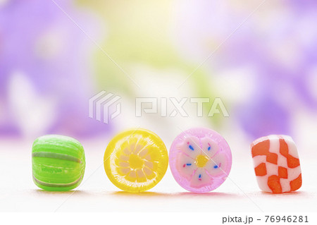 カラフルな切り飴の写真素材 カラフルな切り飴の写真素材