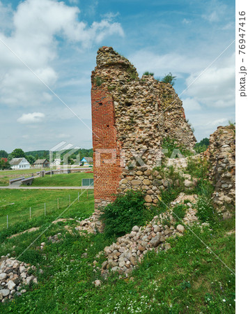 Kreva Castle. ruins of a major fortified residence . Kreva Castle. ruins of a major fortified residence . 76947416