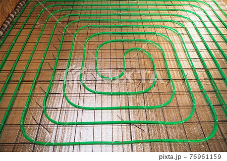 underfloor heating green pipeline installation underfloor heating green pipeline installation 76961159
