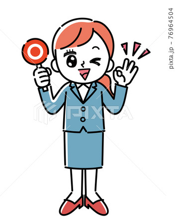 マル札を持っているスーツを着た女性のイラスト 76964504