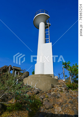 弁天岩 能生港灯台 糸魚川市 弁天岩 能生港灯台 糸魚川市 76965254