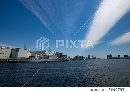 隅田川観光船からの風景と巻層雲 76967934