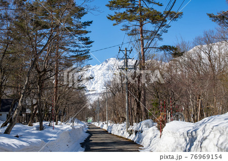 晴天の長野県白馬エコーランド周辺風景 晴天の長野県白馬エコーランド周辺風景 76969154