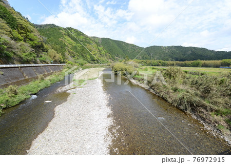 春の四万十川上流 春の四万十川上流 76972915