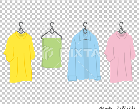 洗濯した衣類を乾している 76973513