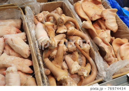 お客様感謝デーの卸売市場の様子 76974434