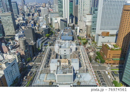 大阪駅前第三ビル展望台からの景色 朝【大阪都市風景】 大阪駅前第三ビル展望台からの景色 朝【大阪都市風景】 76974561