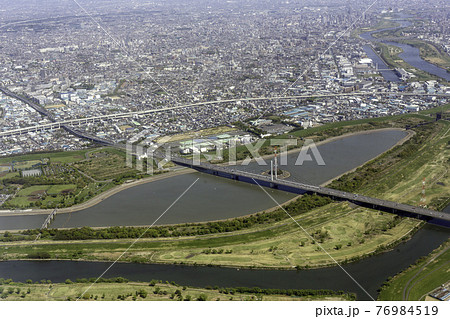 埼玉県戸田市の彩湖付近を空撮 76984519