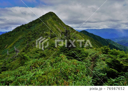 灰吹山方面からの荒沢岳 76987652