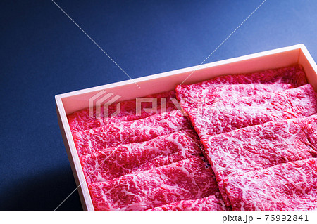 牛肉　高級　ギフト　箱入り　【　ふるさと納税　イメージ　】　 76992841