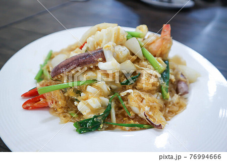 stir fried squid ,shrimp and vermicelli stir fried squid ,shrimp and vermicelli 76994666
