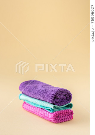 Multicolored microfiber napkins for washing Multicolored microfiber napkins for washing 76996027