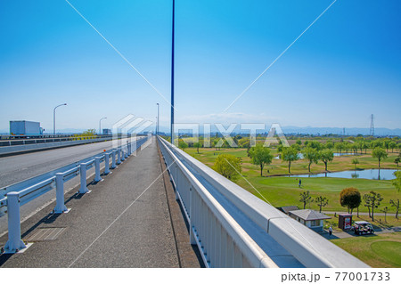 上江橋からの早春の風景　荒川河川敷 77001733