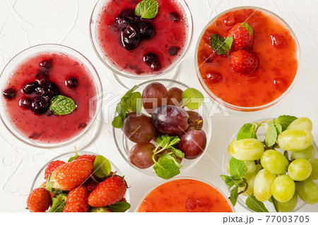 イタリアンデザート パンナコッタ Panna cotta イタリアンデザート パンナコッタ Panna cotta 77003705