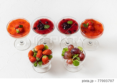 イタリアンデザート　パンナコッタ Panna cotta 77003707