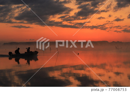 印旛沼の日の出 印旛沼の日の出 77008753