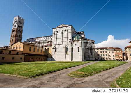 Medieval Cathedral of San Martino in Lucca downtown - Tuscany Italy 77013176