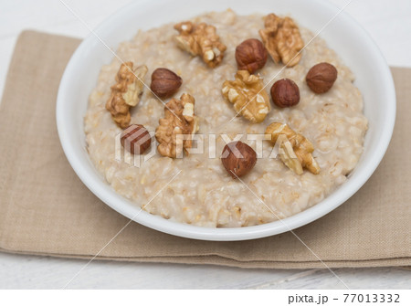 Oats porridge 77013332