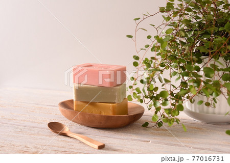 ボタニカルな石鹸 77016731