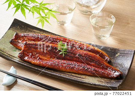 鰻の蒲焼 77022451