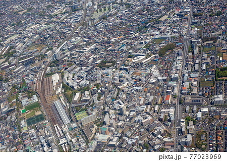 東急田園都市線の鷺沼駅付近を空撮 東急田園都市線の鷺沼駅付近を空撮 77023969