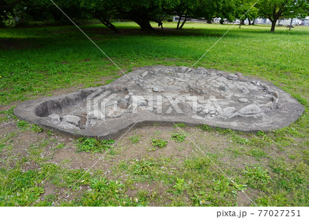 史跡勝坂遺跡公園 敷石住居 史跡勝坂遺跡公園 敷石住居 77027251