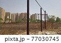 インドの高級住宅と空地 77030745
