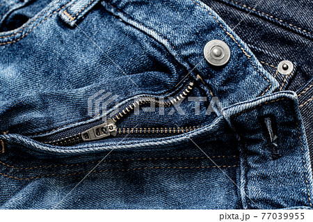 ジーパンのジッパー　チャック　ファスナー 77039955