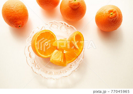 フロリダ州生まれミネオラオレンジ剥き身 77045965