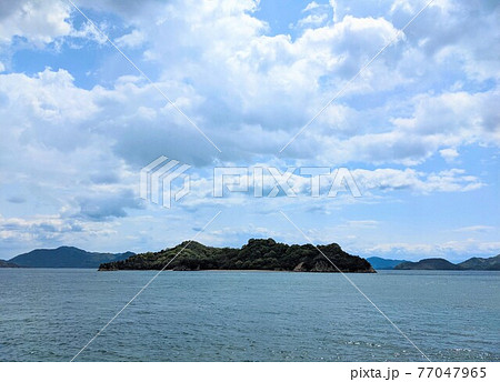 瀬戸内海に浮かぶ阿波島 瀬戸内海に浮かぶ阿波島 77047965