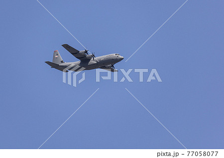 ロッキード・マーティンC-130J 羽村市上空 77058077
