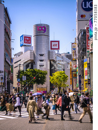 日本の東京都市景観 まん延防止下。まったく効果無し。脅威の人出=4月19日、渋谷 日本の東京都市景観 まん延防止下。まったく効果無し。脅威の人出=4月19日、渋谷 77058383